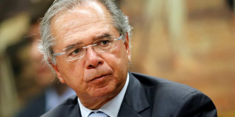 Paulo Guedes reforça que é preciso manter sinais vitais da economia
