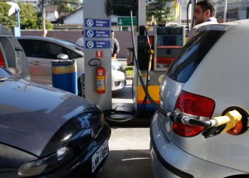 Gasolina cara: entenda o impacto do ICMS na alta nos preços