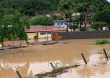 Estado decreta situação de emergência em 31 cidades mineiras afetadas por chuvas