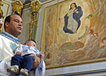 Por que consagrar a criança à Nossa Senhora?