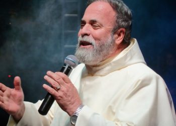 Padre Antônio Maria volta a região para evento em Santa Cruz de Minas