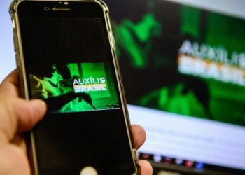 Auxílio Brasil de março começa a ser pago nesta sexta (18)