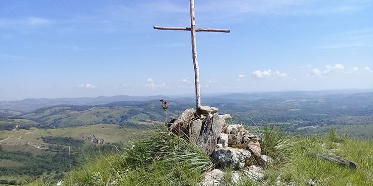 Jovens promovem caminhada penitencial neste sábado, 09, na Serra do Lenheiro