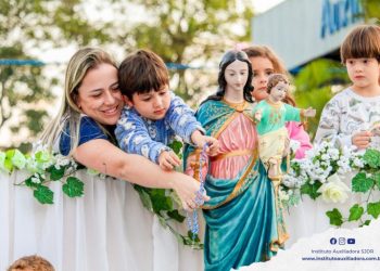 Paróquia São João Bosco festeja Nossa Senhora