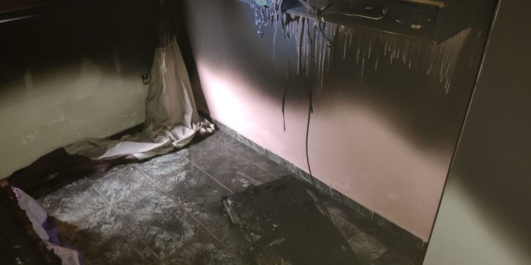 Bombeiros de congonhas atendem incêndio em residência
