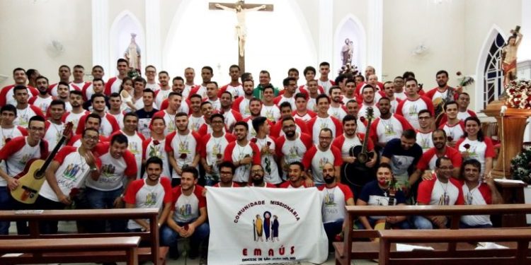 Jovens iniciam curso de Emaús na Diocese de São João del-Rei