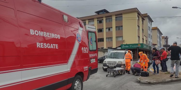 Bombeiros atendem vítima de atropelamento em Barbacena
