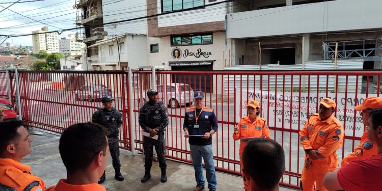 Bombeiros de Barbacena participaram da Ação Conjunta na Operação Guarda-Chuva 2