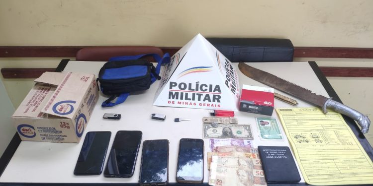 PM PRENDE GRUPO ESPECIALIZADO EM FURTOS EM VEÍCULOS DE CARGA NO CENTRO DE BARBACENA