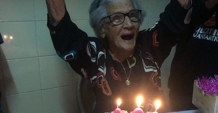 Dona Naninha comemora com a Família e Amigos seus 101 anos de vida