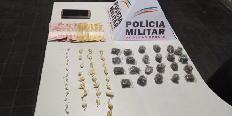 02 autores foram presos / apreendidos por tráfico de drogas
