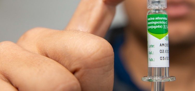 Saúde prorroga vacinação contra meningite C até o fim de abril