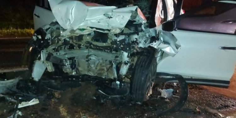 Bombeiros atendem grave acidente com vitima fatal na BR -040
