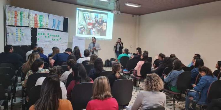 Equipe do Complexo Hospitalar de Barbacena se engaja em projeto para melhorar atendimento