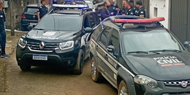 Operação de combate ao tráfico prende três pessoas em Alto Rio Doce