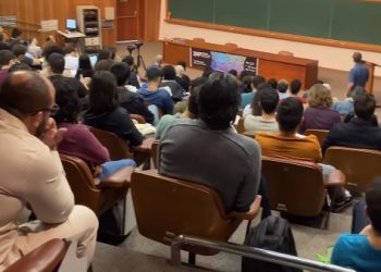 Entre os dias 24 e 28 de julho, o 34º Colóquio Brasileiro de Matemática (CBM) reuniu mais de mil pessoas no Instituto de Matemática Pura e Aplicada (IMPA)