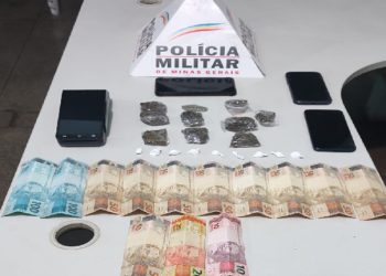 Dois homens foram preso por tráfico de drogas na operação Blitz