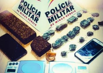 Policiais encontram drogas em lotes vazios e também na residência de 2 adolescente em Santa Cruz de Minas