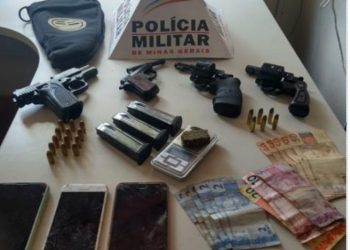 Jovem é preso com drogas e armas em Tiradentes