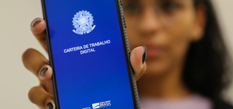 Painel do Sine: postos de Minas oferecem mais de 14,3 mil vagas de emprego