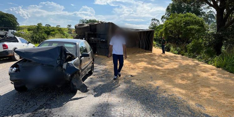 Bombeiros atendem ocorrência de acidente automobilístico na BR 265
