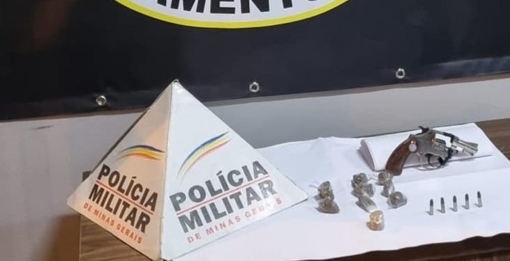 Menor de idade é apreendido com arma e drogas em Barbacena