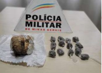 Após informações de tráfico de drogas no Bairro Cohab, policiais encontram drogas; nenhum suspeito foi preso.