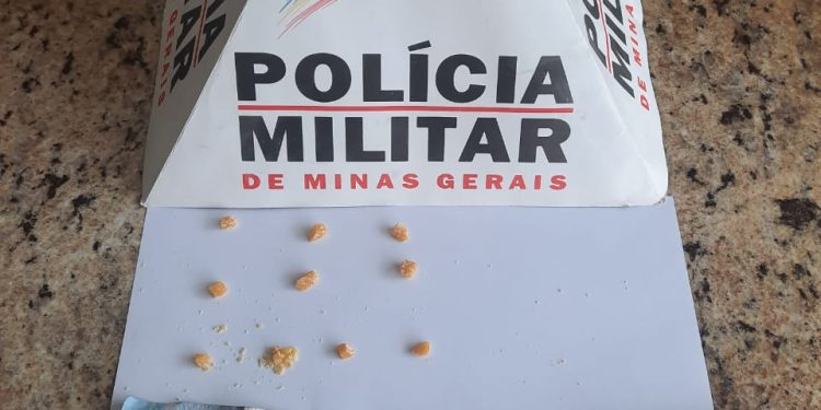 Homem de 52 anos é preso por tráfico de drogas em Barbacena