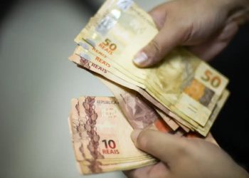 Trabalhadores nascidos em janeiro podem fazer o saque-aniversário do FGTS até marçoTrabalhadores nascidos em janeiro podem fazer o saque-aniversário do FGTS até março