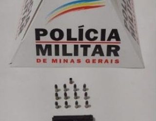 Homem é preso por porte ilegal de arma de fogo em Madre de Deus de Minas.