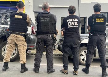 Armas, drogas e R$ 13 mil em dinheiro: homem é preso em 2ª fase de operação em São João del Rei.