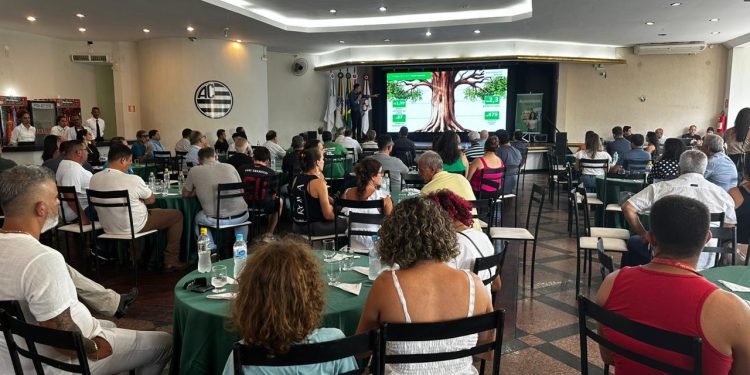 Assembleia do Sicredi fortalece laços com associados em São João Del -Rei.