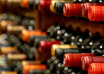 Governo de Minas reduz carga tributária e estimula a fabricação de vinhos no estado.