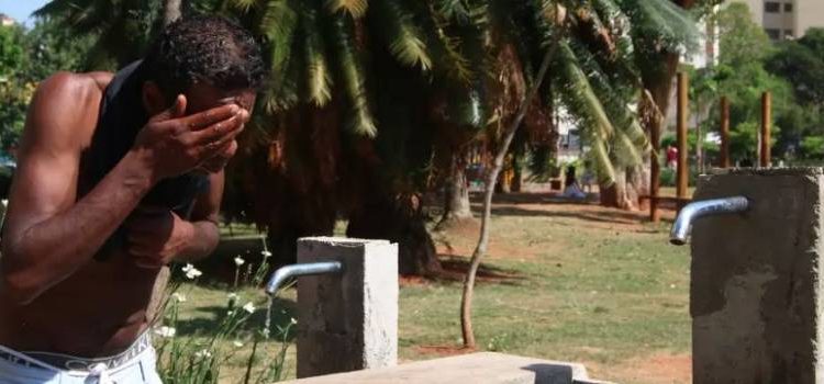 Onda de calor ganha força sobre Minas e temperaturas podem ficar 5°C acima da média nesta semana.