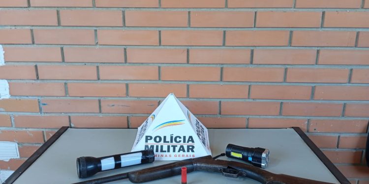 Porte ilegal de arma.