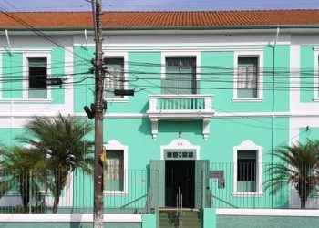 Governo de Minas repassa R$ 180 milhões para manutenção, custeio e conservação das escolas estaduais.