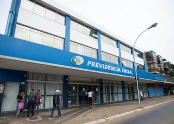 INSS paga esta semana 2ª parcela do 13º para quem recebe acima do mínimo.