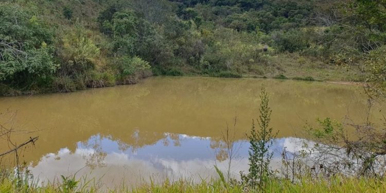 Jovem de 17 anos morre afogado na Lagoa Capitinga em Barbacena.