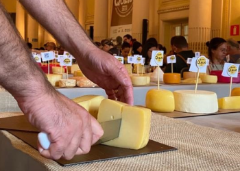 Epamig organiza concurso internacional da Expoqueijo em Araxá.