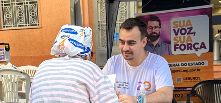 Ouvidoria Móvel atende cidadãos na Praça Sete de Belo Horizonte