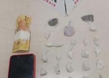 Polícia Militar apreende menor de 15 anos por tráfico de drogas em São João del -Rei.