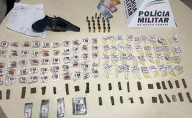 Polícia Militar prende dois por tráfico de drogas em Bom Jardim de Minas.