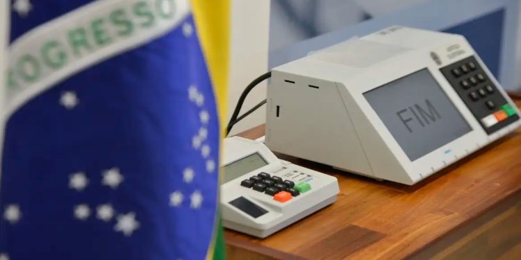 Eleições 2024: mulheres representam só 15% dos candidatos à prefeitura