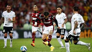 Flamengo sai na frente do Corinthians na semifinal da Copa do Brasil