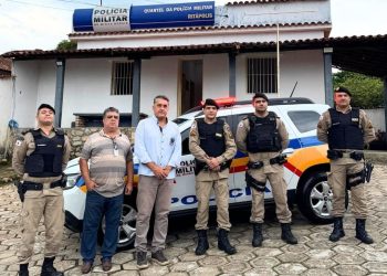 Prefeito Higino Zacarias entrega nova viatura para a Polícia Militar de Ritápolis