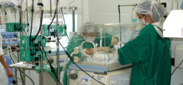 Fhemig oferece vagas para técnicos e profissionais de saúde