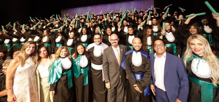 Governo de Minas forma 126 estudantes de curso Técnico em Podologia do Trilhas de Futuro