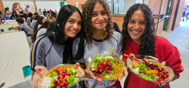 Governo de Minas leva cardápio nutritivo e culturalmente rico a 1,5 milhão de estudantes