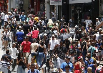 Frente Parlamentar debate projetos sobre trabalho em feriados e dosimetria de multas