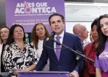 Hugo Motta inaugura Sala Lilás da Câmara para acolher mulheres vítimas de violência  Fonte: Agência Câmara de Notícias